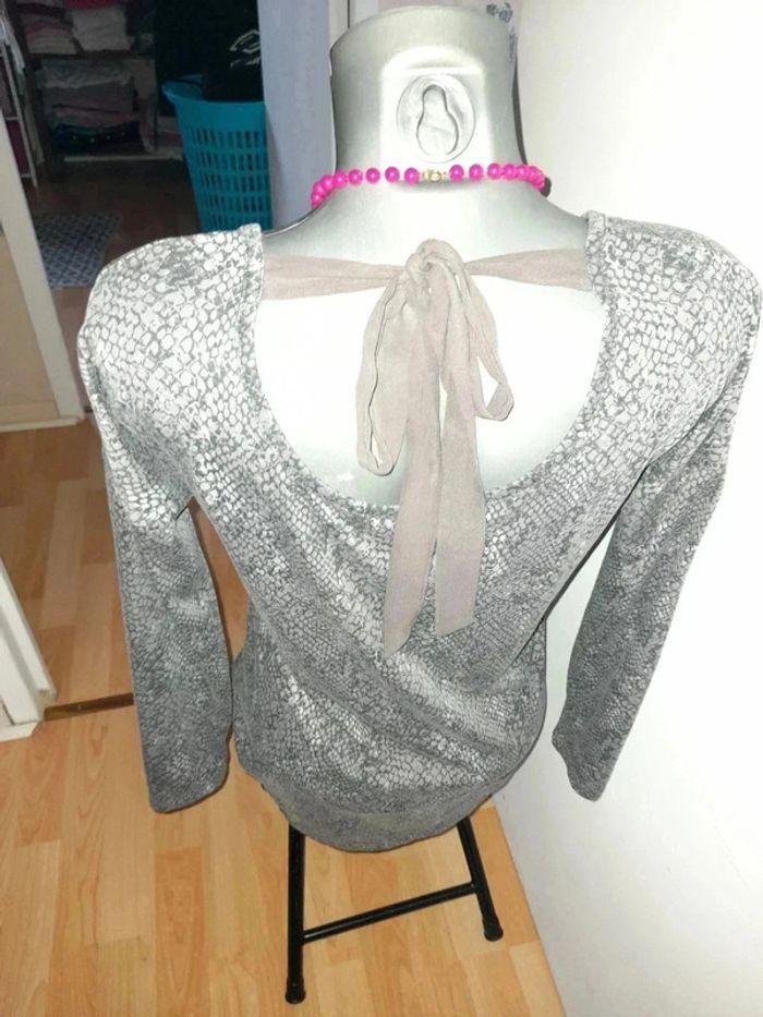 Blouse nouée dans le dos 38 - photo numéro 4