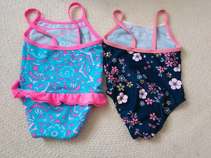 Lot de 2 maillots de bain 12 mois - photo numéro 2