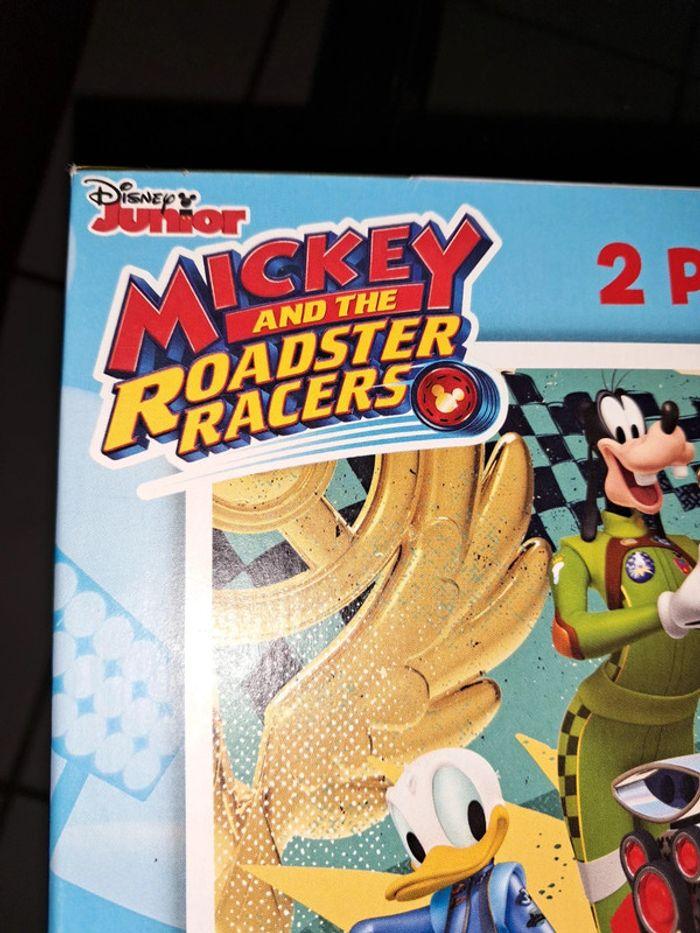 2 puzzles Mickey and the Roadster Racers - photo numéro 2