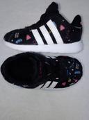 Basket adidas fille pointure 21