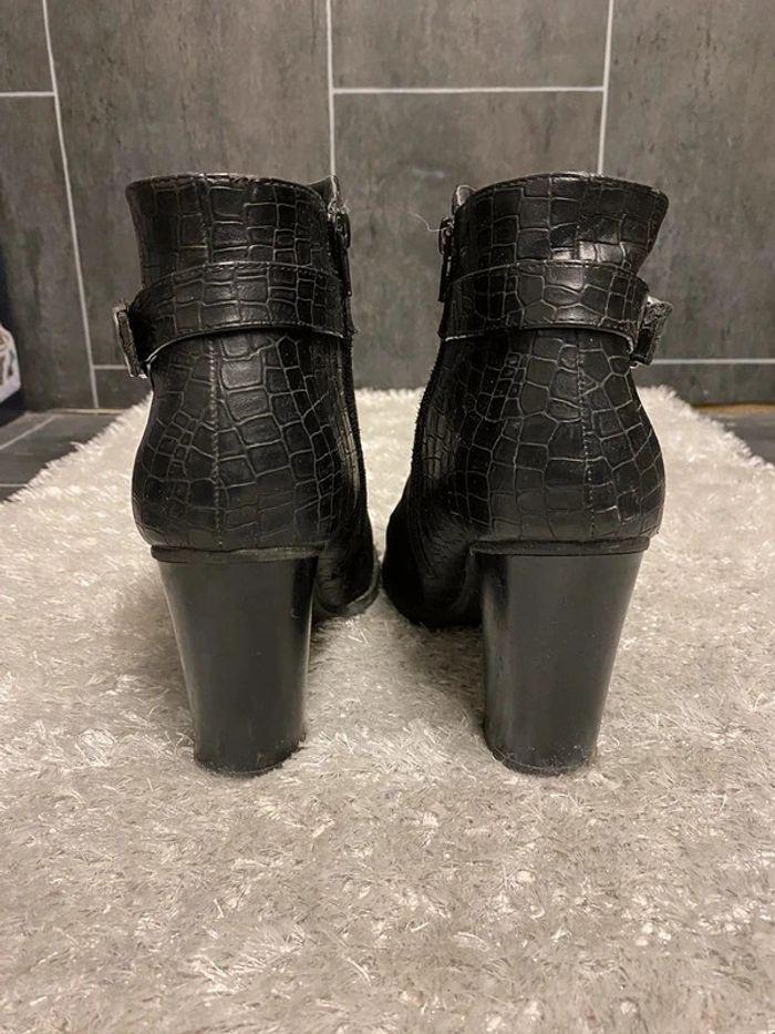 Bottines à talons noir Taille 38 - photo numéro 2