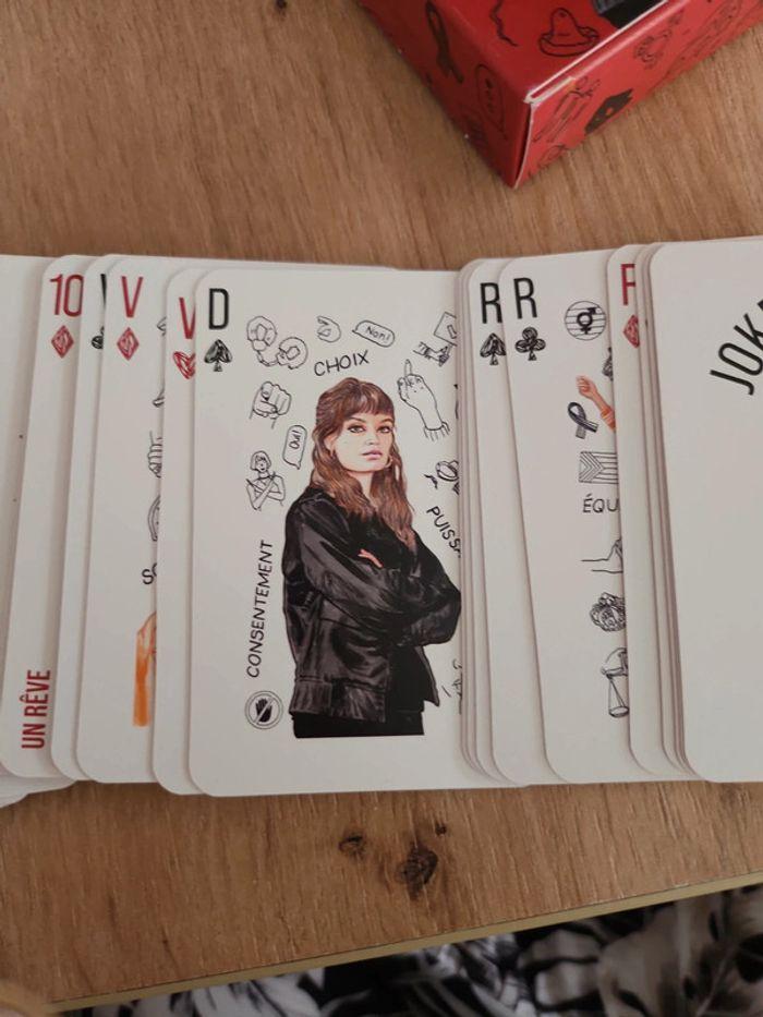 Jeu de cartes netflix - photo numéro 3