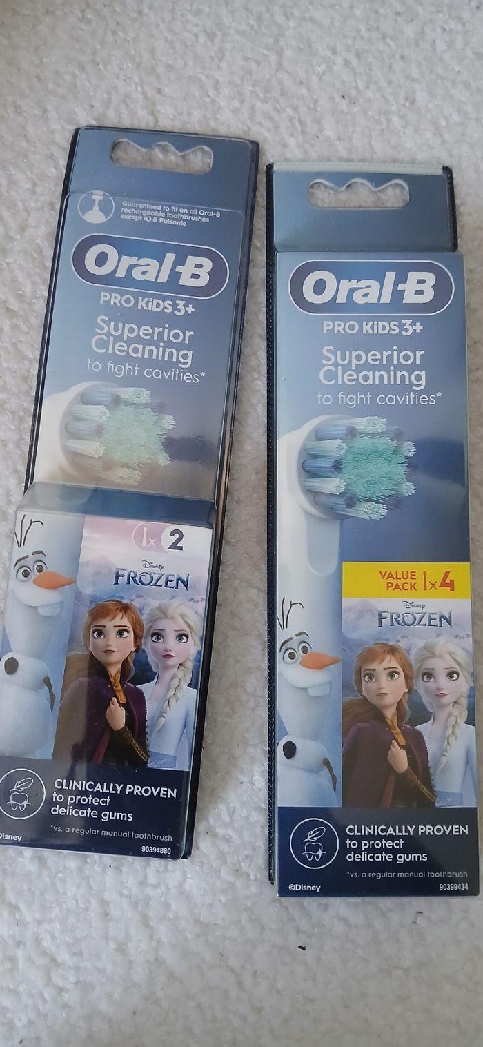 Brossettes oral b reine des neiges - photo numéro 2