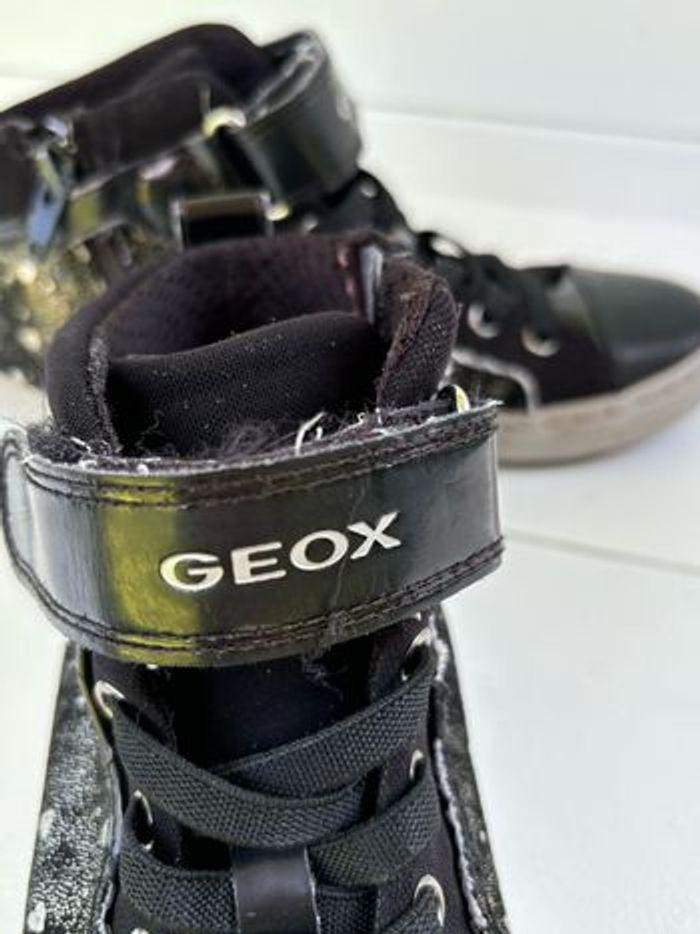 Chaussures GEOX pointure 33 - photo numéro 3