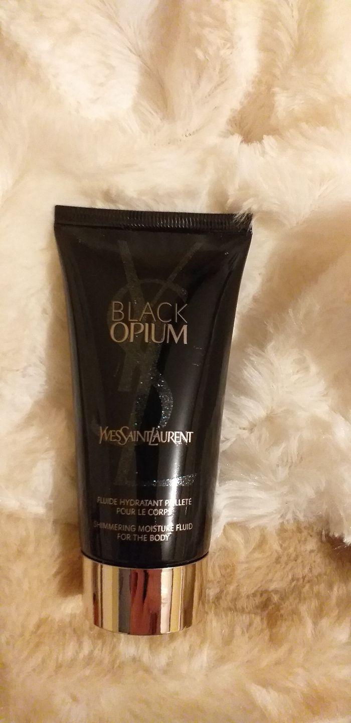 Black opium YSL Fluide hydratant pailleté 50ml - photo numéro 1