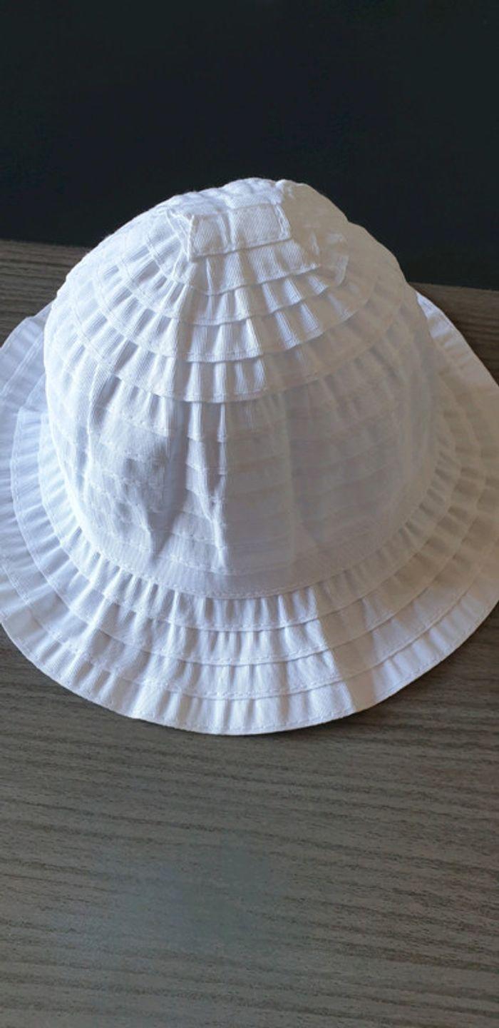 Chapeau blanc - photo numéro 3