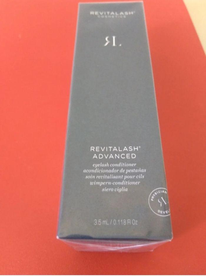 Revitalash 3,5ml pour les cils - photo numéro 2