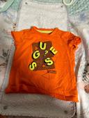 T shirt guess 12 mois