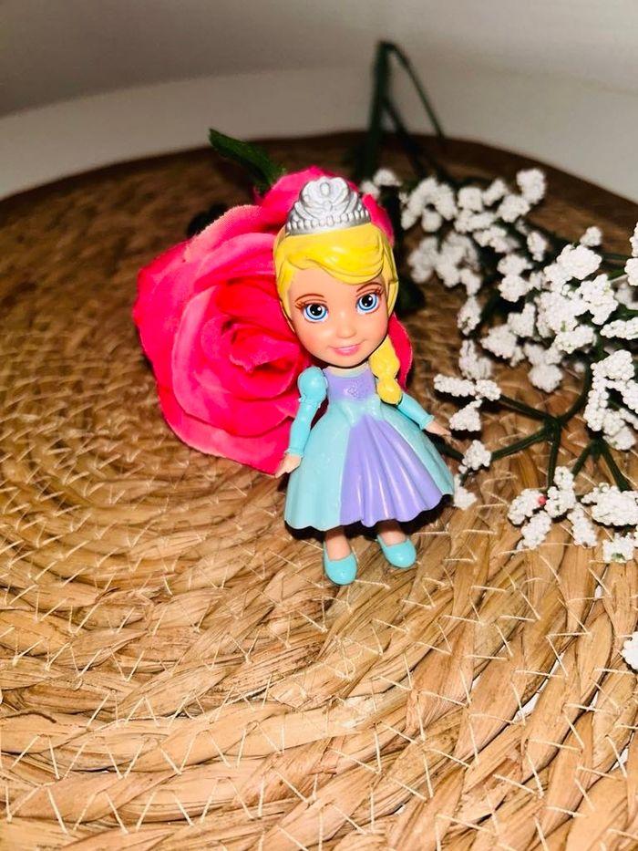 Figurine disney elsa - photo numéro 1