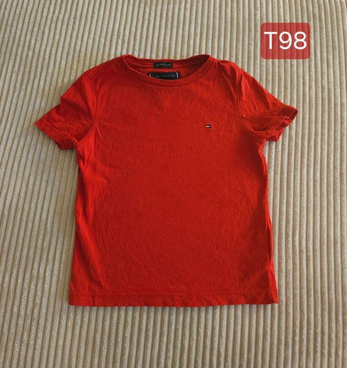 T-shirt Tommy Hilfiger 98 rouge