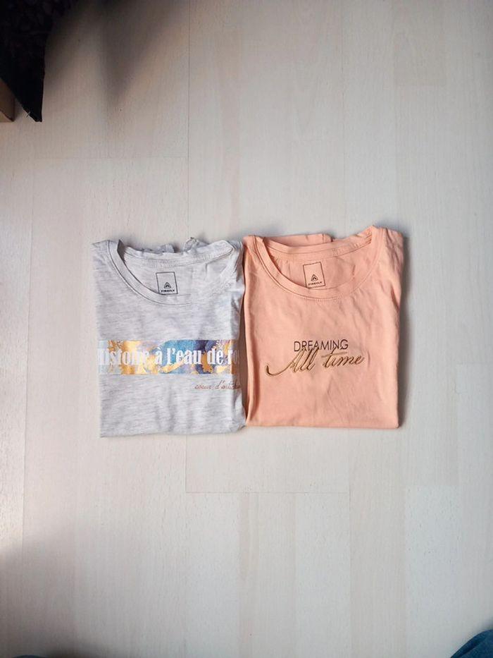 Lot 2 tee shirts fille Firely 8 ans - photo numéro 1