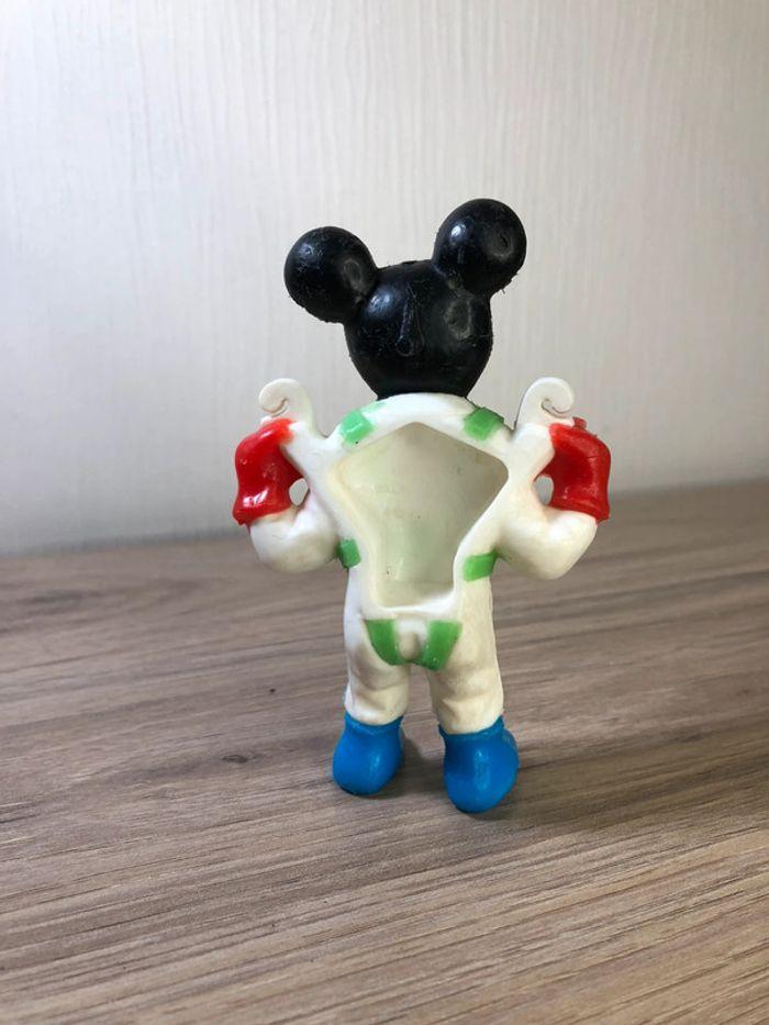 Très ancienne figurine Mickey Walt Disney parachutiste made in France vintage - photo numéro 3