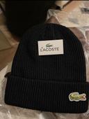 Bonnet Lacoste neuf , plusieurs disponible