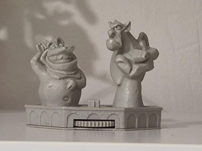 McDonald's Les Gargouilles
Happy meal  le bossu de notre dame 1996 - photo numéro 1