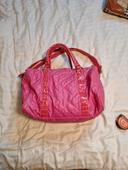 Sac rose en cuir et simili