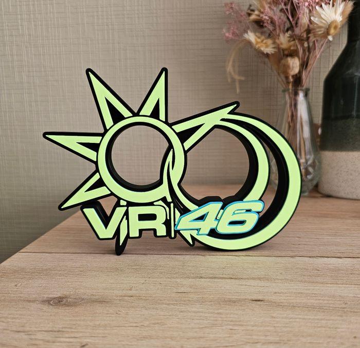 Figurine logo deco Valentino rossi 46 FanArt 19cm - photo numéro 1