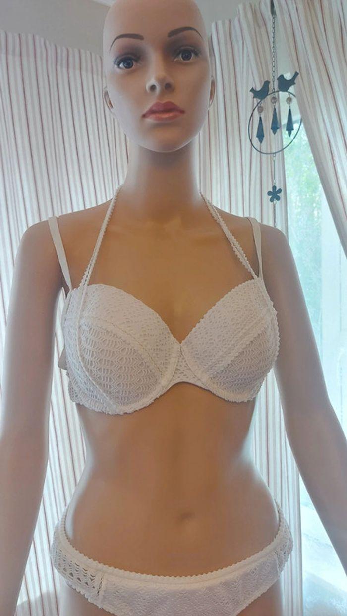 Bikini blanc Hunkemöller haut fr 95B bas L - photo numéro 6