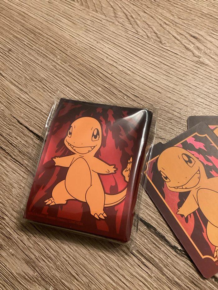 paquets de 65 sleeve Pokémon EV3 flamme obsidienne salamèche neuf pour vos carte Pokémon avec 4 cale - photo numéro 2