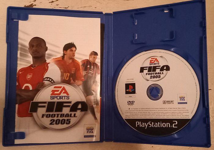 Jeu FIFA 2005 sur Playstation 2 - photo numéro 2