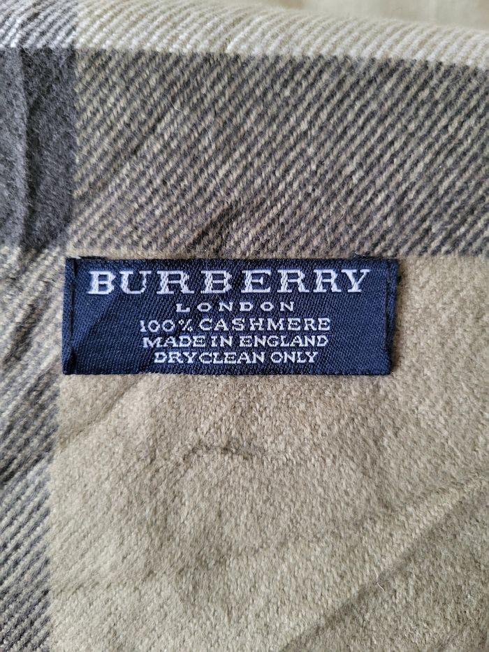 Écharpe Burberry Cashmere Authentique - photo numéro 1