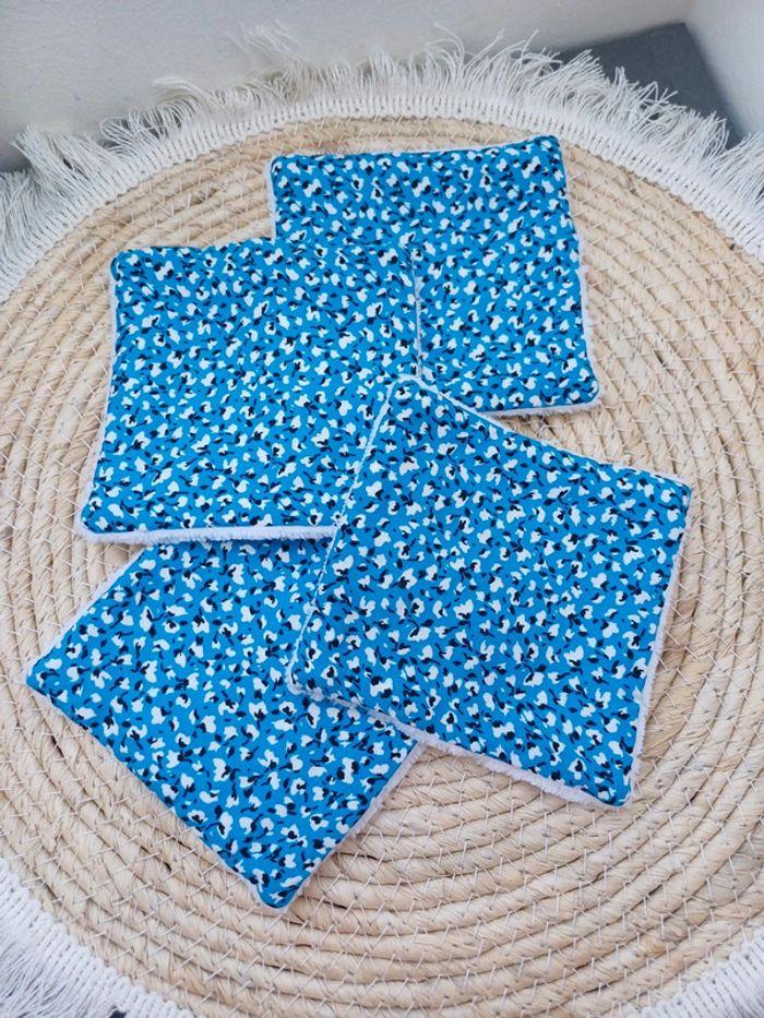 Panier et 10 lingettes lavables (coloris bleu motif fleuri) - photo numéro 5