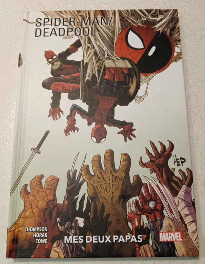 Spiderman/ Deadpool Tome 1 - photo numéro 1