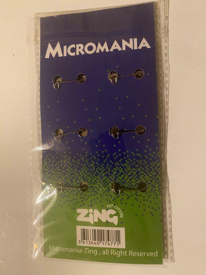 Pin’s Micromania - photo numéro 2