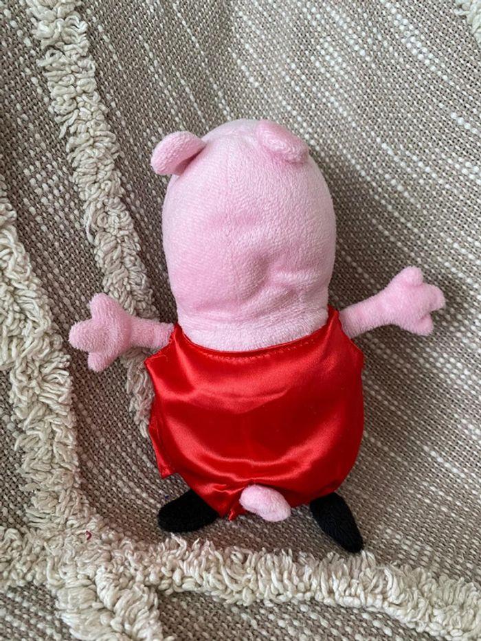 Peluche doudou 23cm Peppa pig cochon rose et rouge paillettes très bon état - photo numéro 2