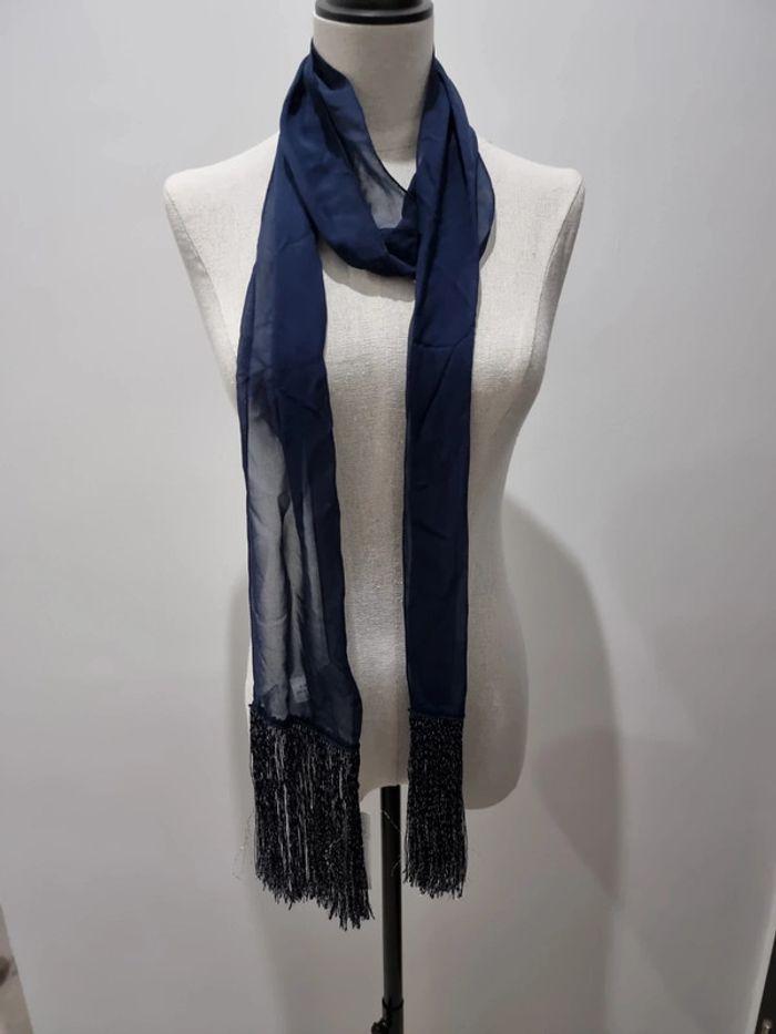 Echarpe foulard - photo numéro 5