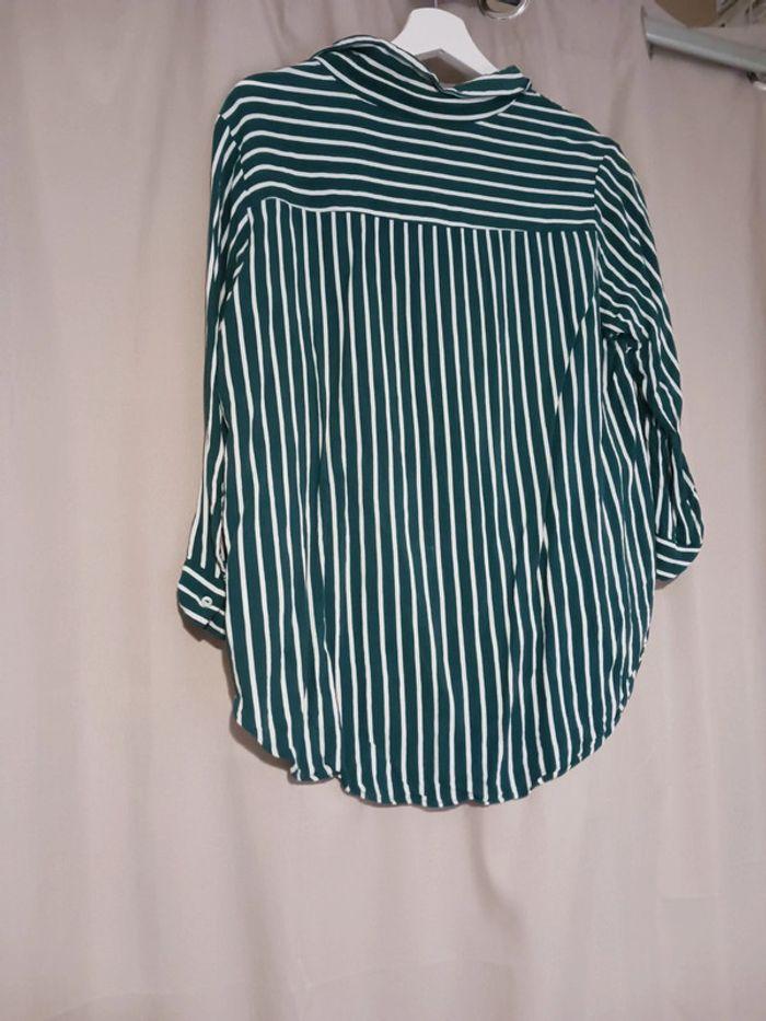 Blouse à rayures vert et blanc h&m taille 40 - photo numéro 2