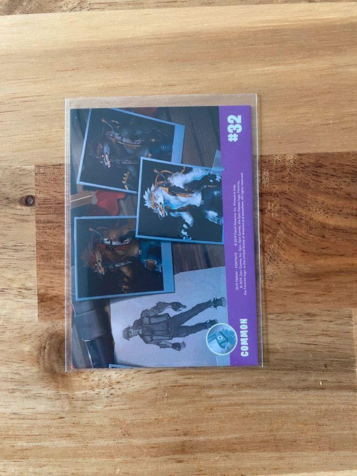 Lot 5 cartes Panini Fortnite - photo numéro 3