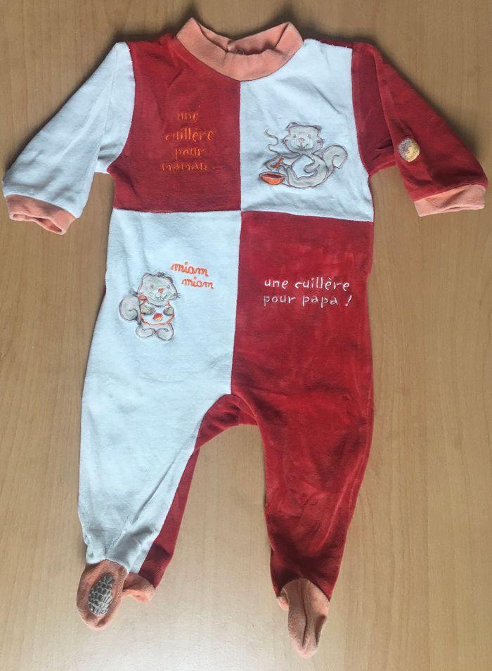 Pyjama bébé