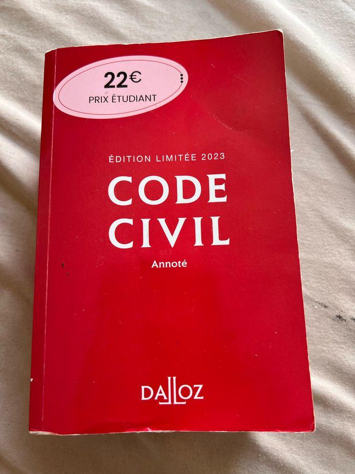 Code civil 2023 et ( je ceux réussir mon droit ) - photo numéro 4