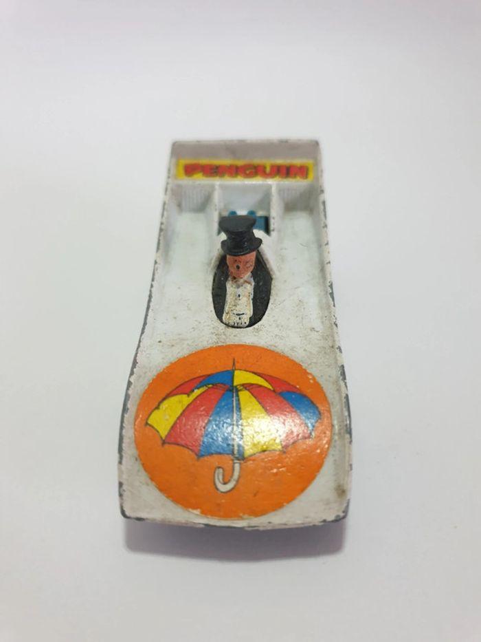 Corgi Juniors 99 Batman Penguin mobile - Made in Great Britain 🇬🇧 - photo numéro 3