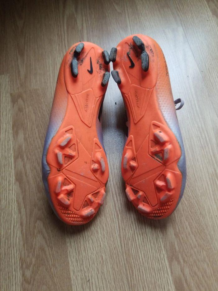 Chaussure de foot/crampons - photo numéro 4