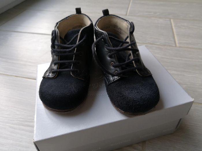 Chaussures enfant Little Mary - taille 22 - photo numéro 1