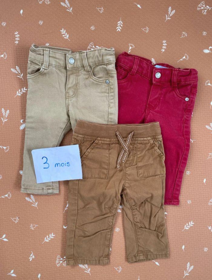 Lot pantalons jeans 3 mois