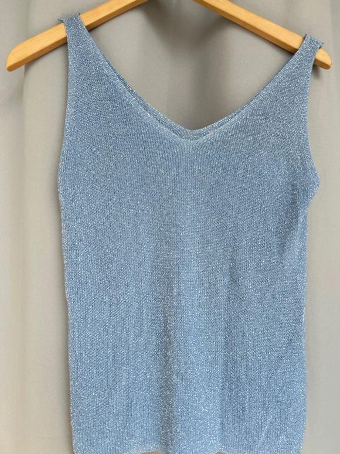 Top a bretelles bleu ciel fils argenté taille XL très bon état - photo numéro 2