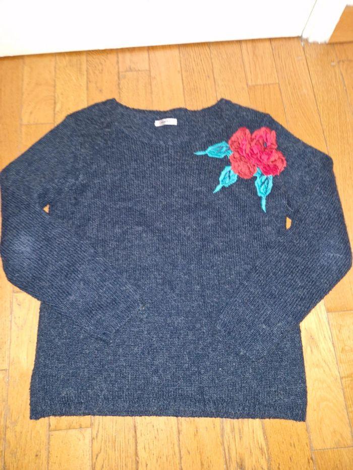 Pull Damart broderie fleur mohair laine - photo numéro 3