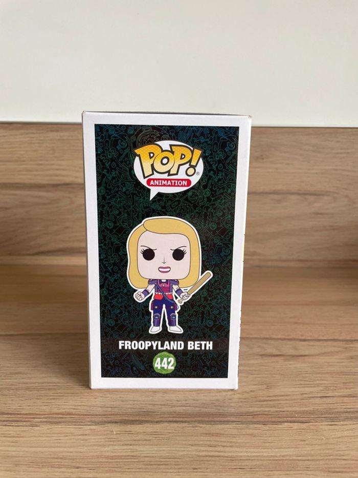 Figurine Funko Pop Rick et Morty : Froopyland Beth 442 - photo numéro 2