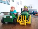 2 tracteurs John Deere