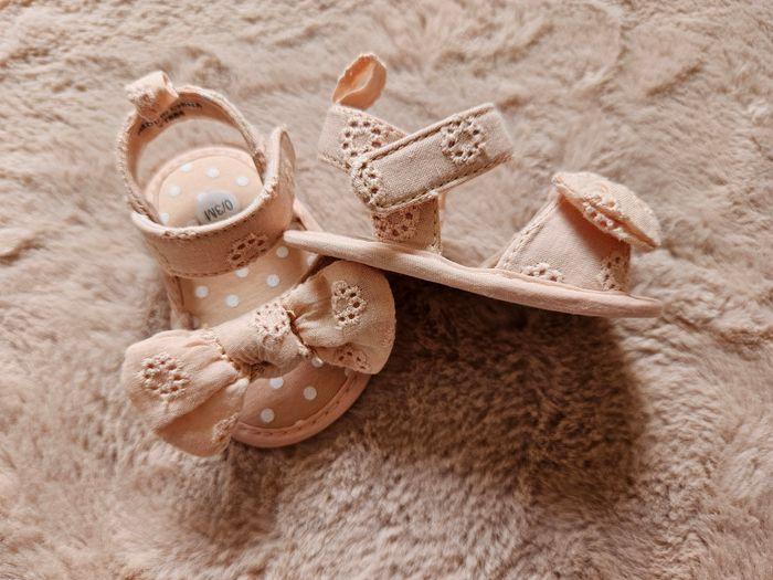 CHAUSSURES NEUVES  BÉBÉ FILLE - photo numéro 9