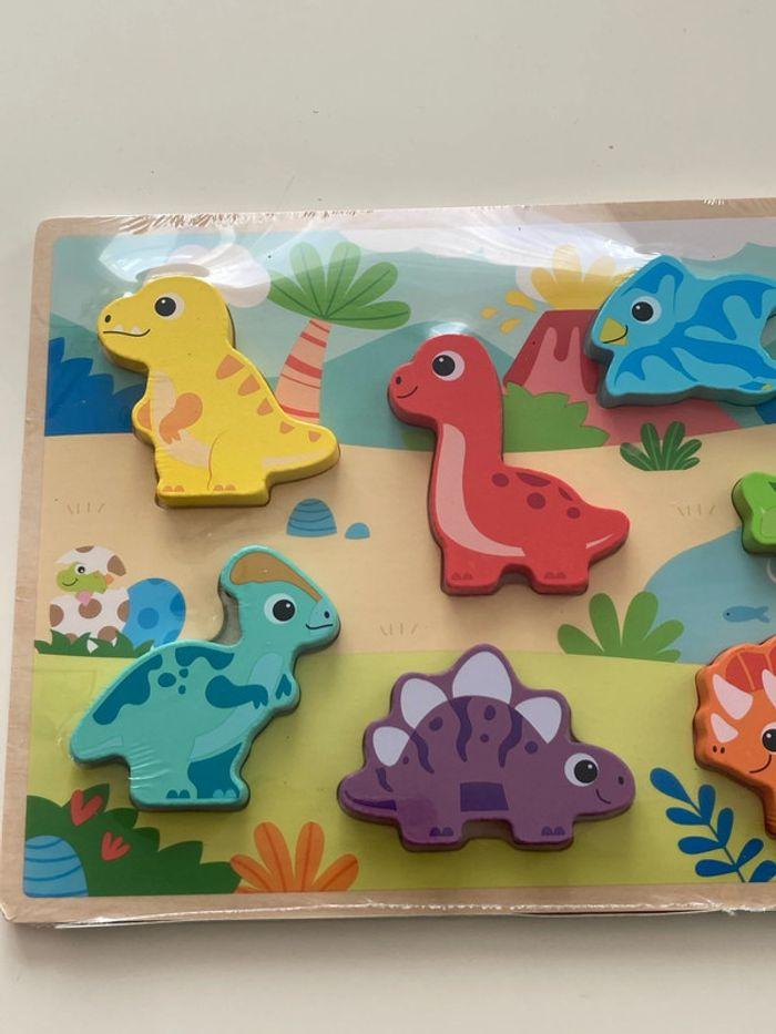 Puzzle bois dinosaures neuf - photo numéro 2