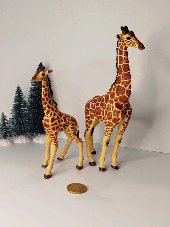 Figurine girafe et son girafon Papo - photo numéro 1