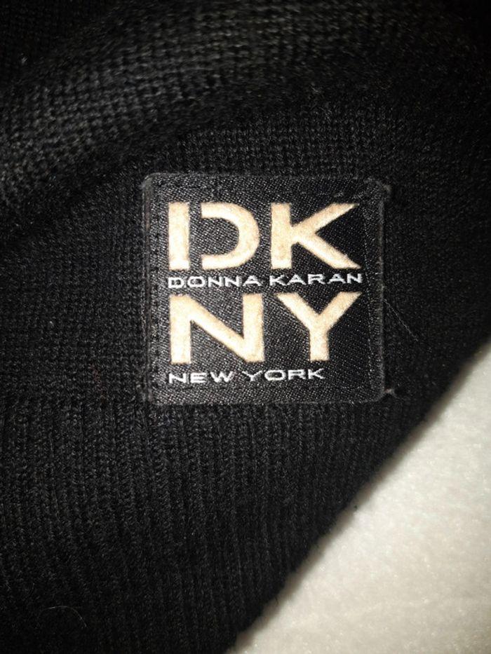 Pull noir DKNY 16 ans col fausse fourrure - photo numéro 17