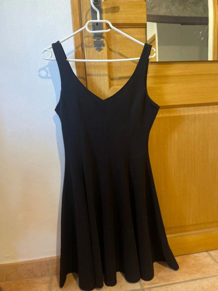 Robe noir taille 36 - photo numéro 1