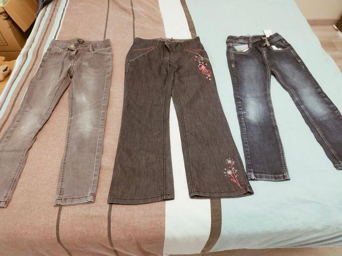 Lot  jeans taille 8 ans