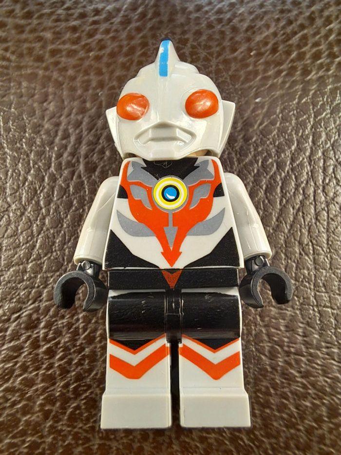 Figurine Lego compatible Ultraman - photo numéro 1