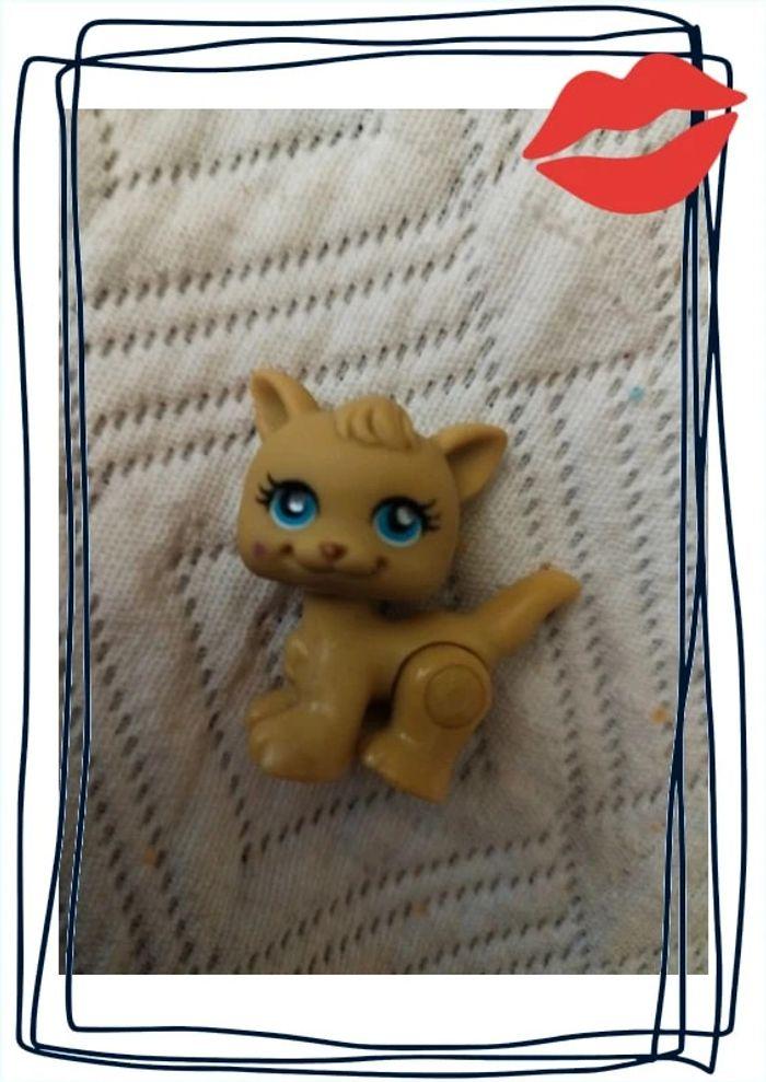 Figurine chien Polly Pocket Sparklin Pets 67 - photo numéro 2