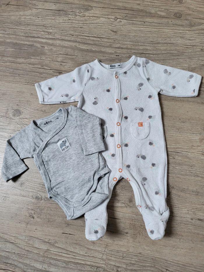 Ensemble pyjama body rhinocéros 1 mois